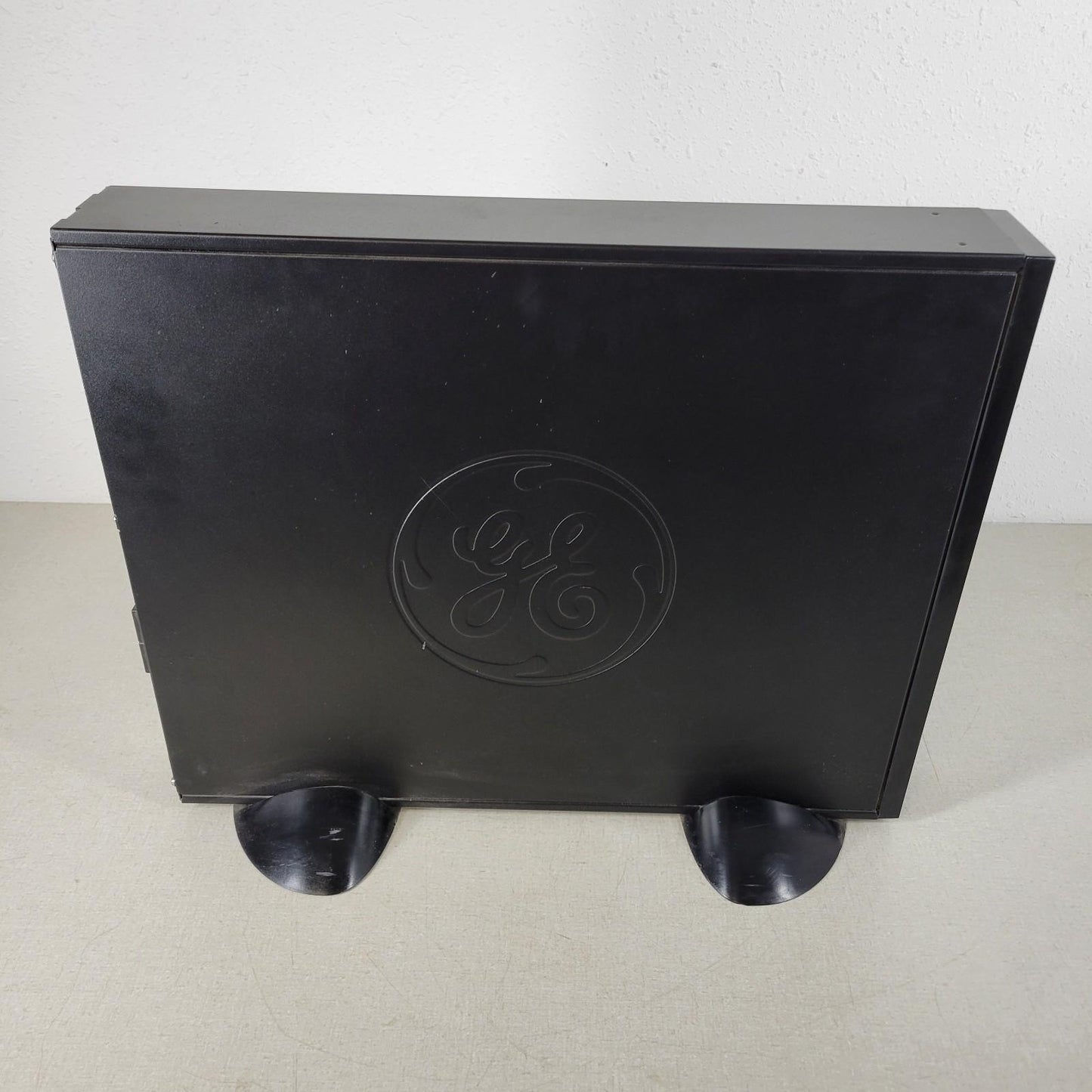 General Electric GE VH1500 VH Series Uninterruptible Power Supply UPS 120V