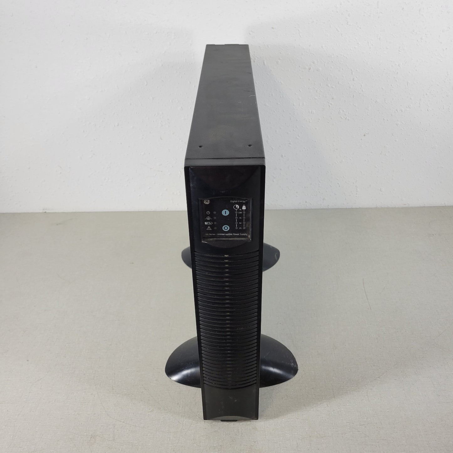 *No Batteries* General Electric GE VH1500 Uninterruptible Power Supply UPS 120V