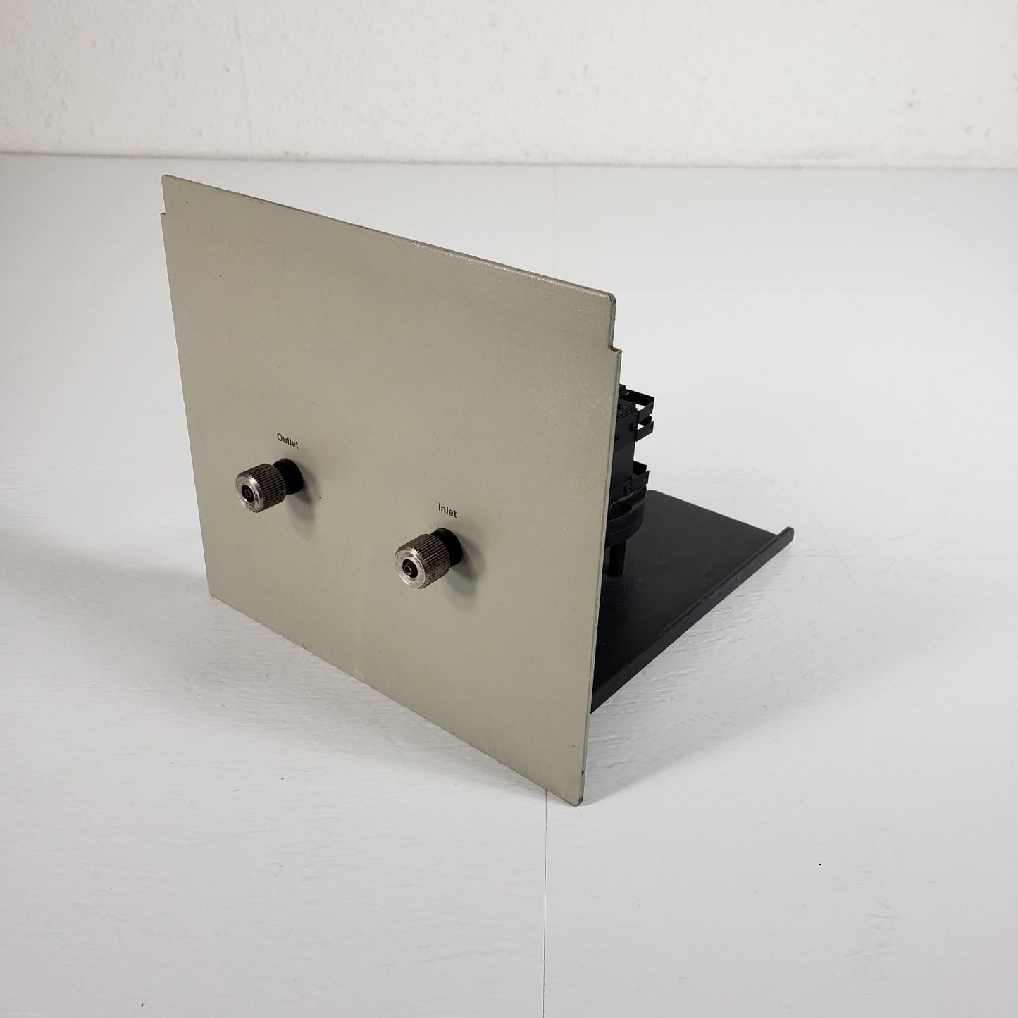 JASCO INC. FP6500 Spectrofluorometer Sample Cuvette Holder with Water Cooling