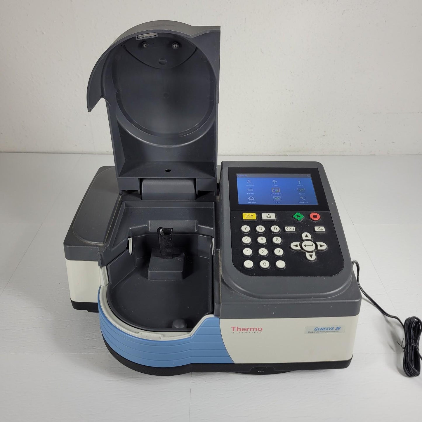 TESTED Thermo Scientific Genesys 30 Digital Visible Spectrophotometer 335-1000nm