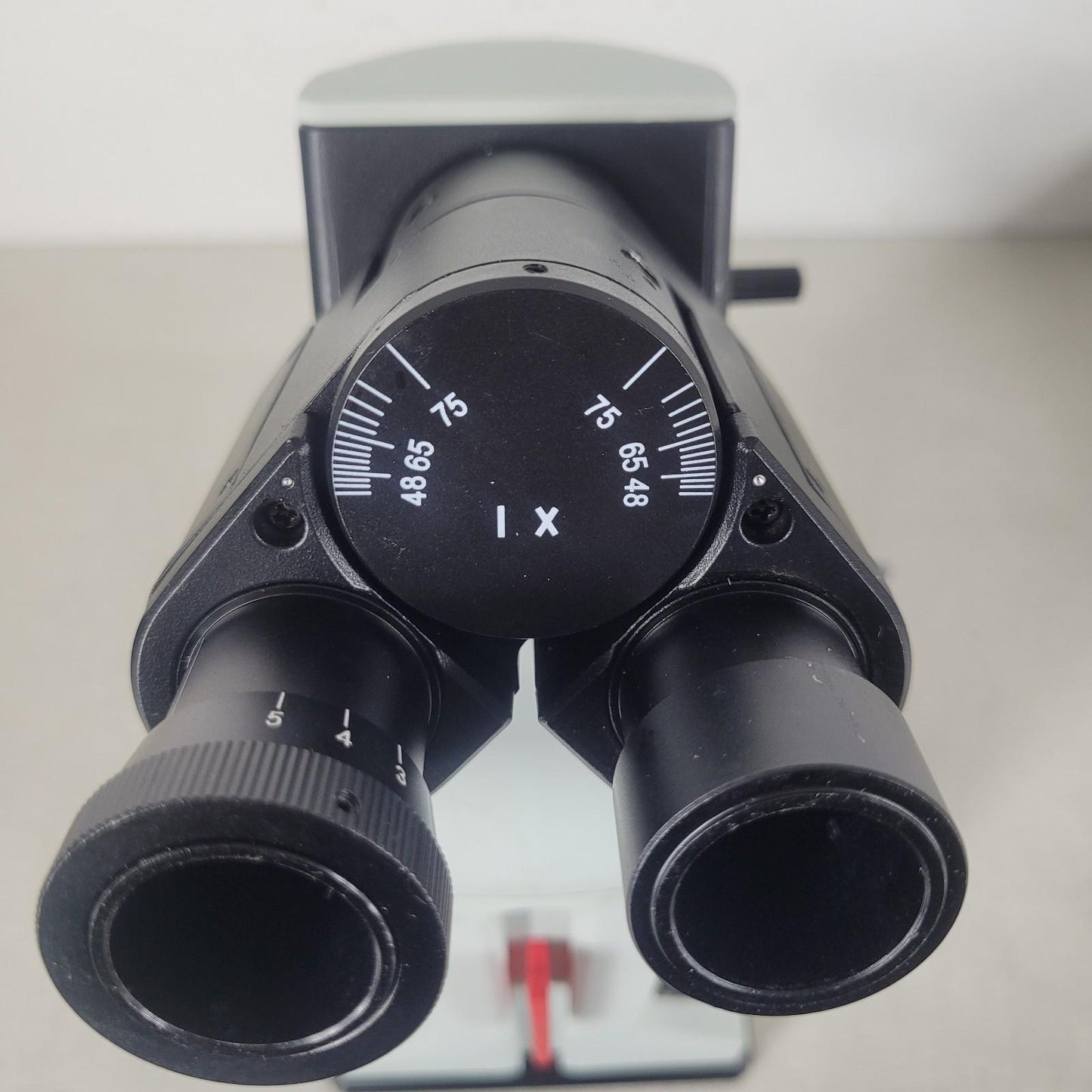 AmScope B120C-R 40X-1000X Mag Upright Compound Microscope - Missing one Eyepiece