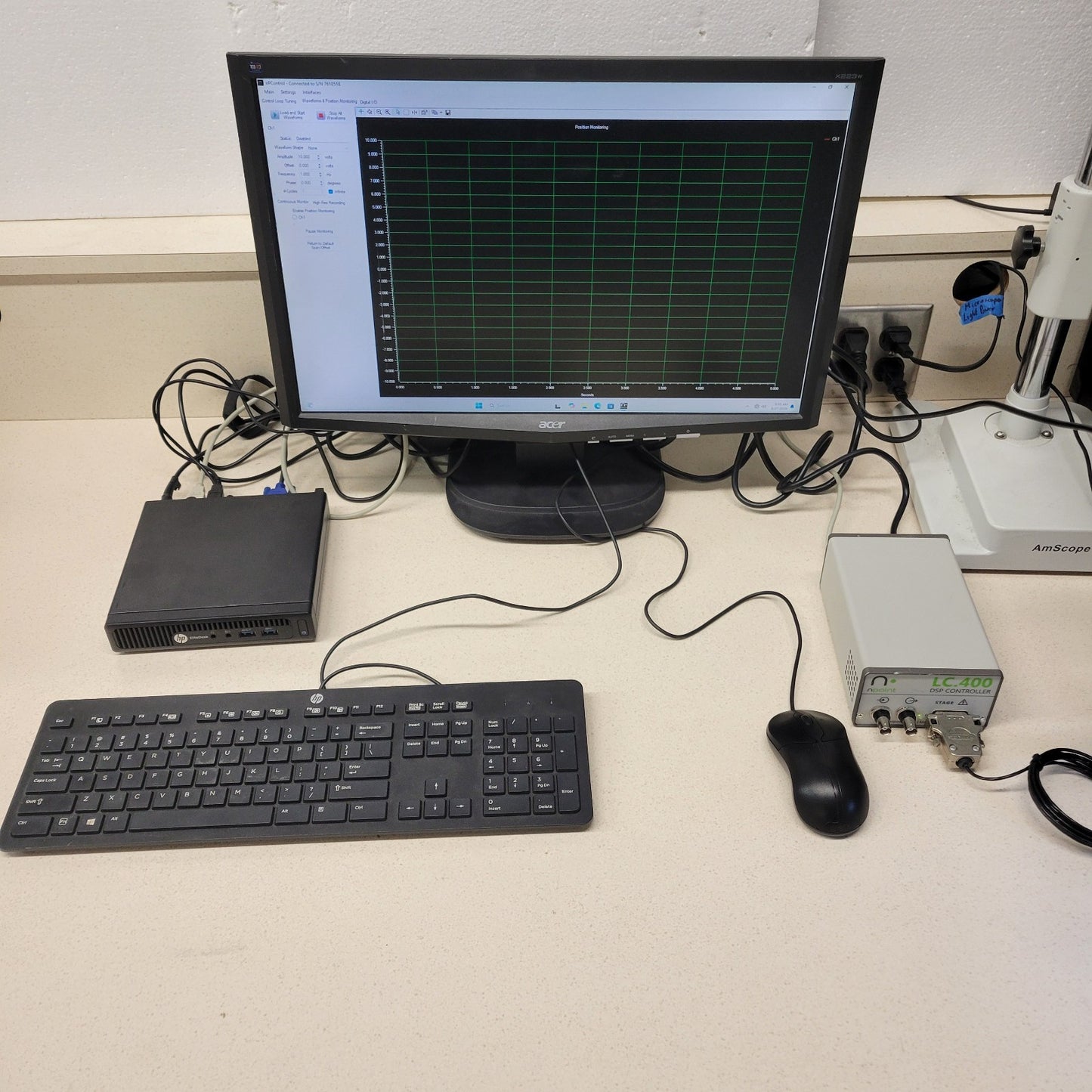 TESTED nPoint LC.400 DSP Piezo Controller Nanopositioning Motion Control w/ PC