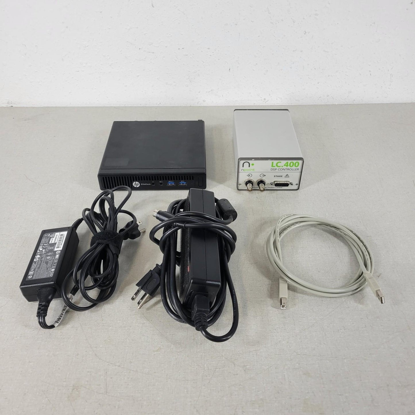 TESTED nPoint LC.400 DSP Piezo Controller Nanopositioning Motion Control w/ PC