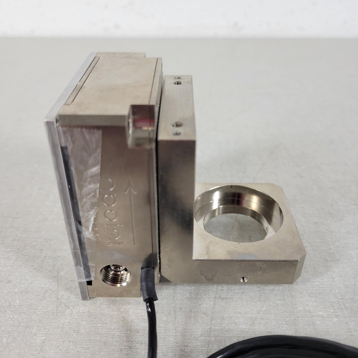 TESTED nPoint NPX60-223 Single X-Axis Piezo Nanopositioner Stage 60-90um Stroke