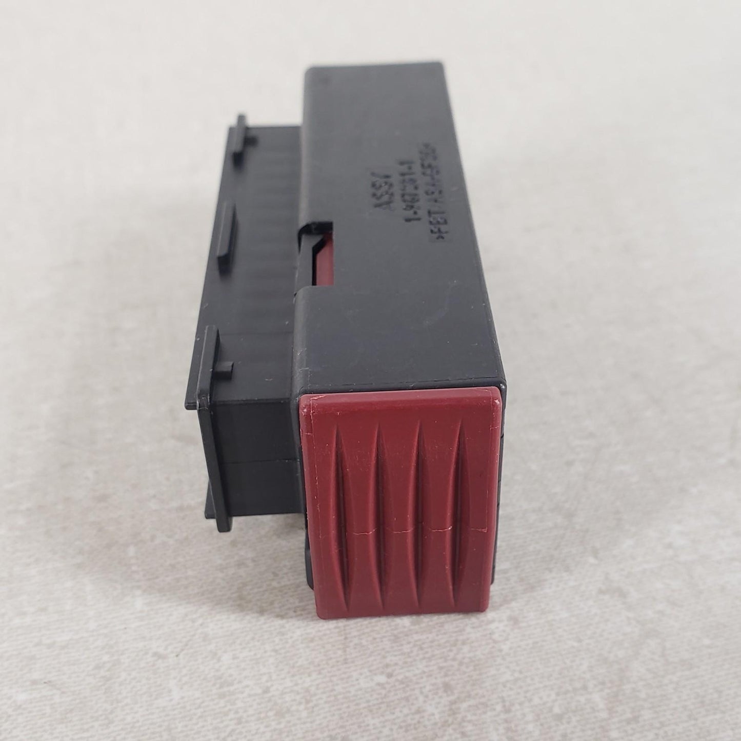 TE AMP 1-967281-1 42-Position Pin Connector 5mm Connector Receptacle Plug