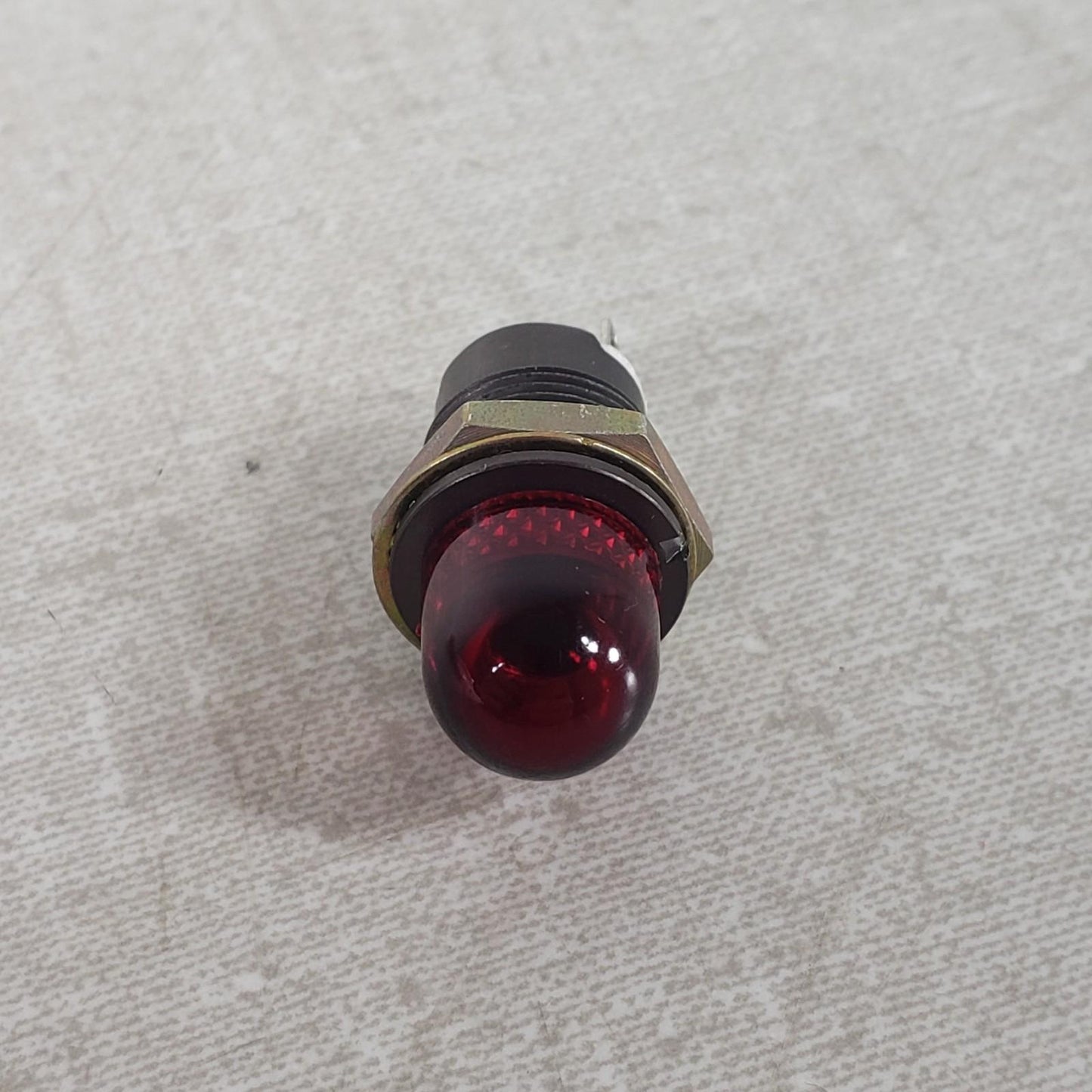 Dialight MS25256-6 Red Indicator Light Lamp 162-8430-0931-502 Panel Mount
