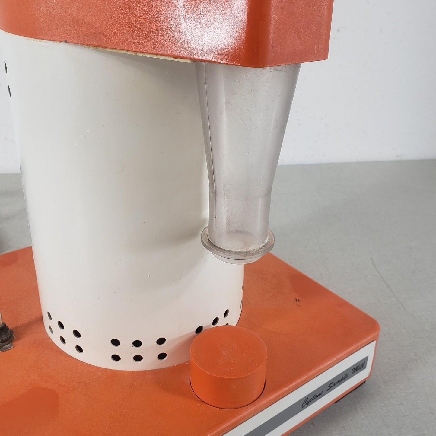 Tested Works UDY Corp Cyclone Sample Mill 3010-030 Lab Grinder Grain Feed Mill