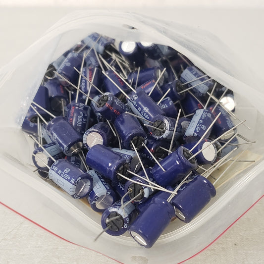 100 Unit Panasonic Capacitor 1000 µF 16 V Aluminum Electrolytic Capacitors P5142
