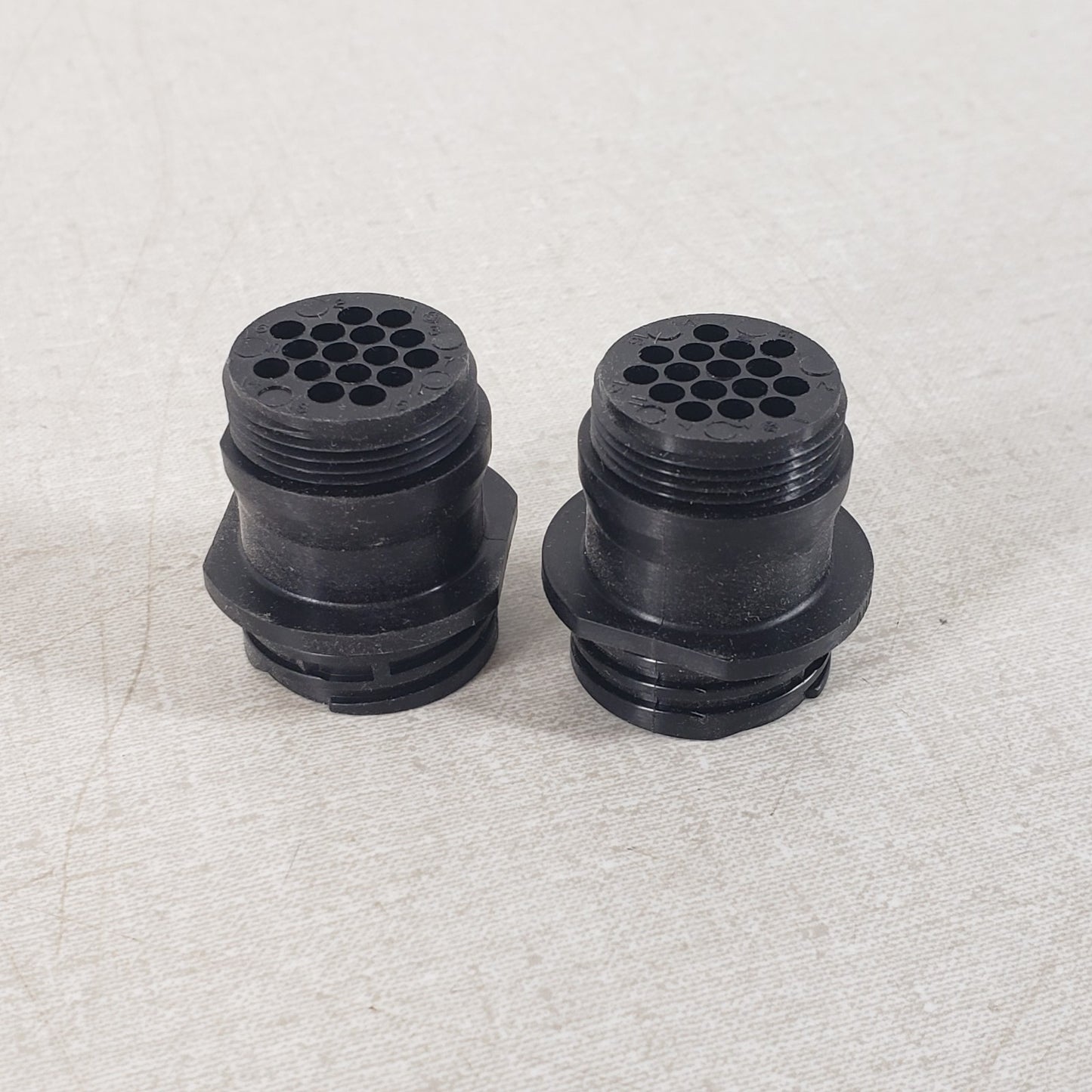 2-Pack AMP 206036-3 16-Position Circular Connector Receptacle Free Hanging