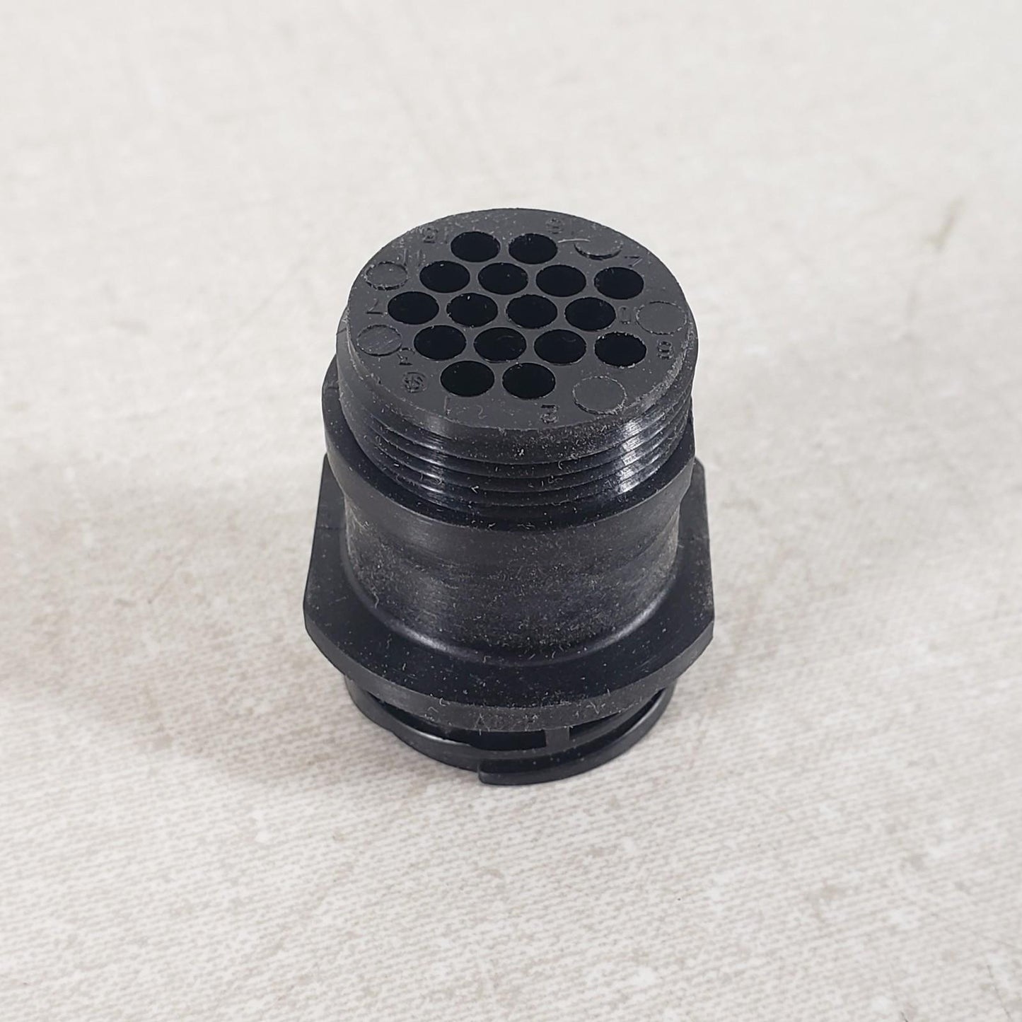 2-Pack AMP 206036-3 16-Position Circular Connector Receptacle Free Hanging