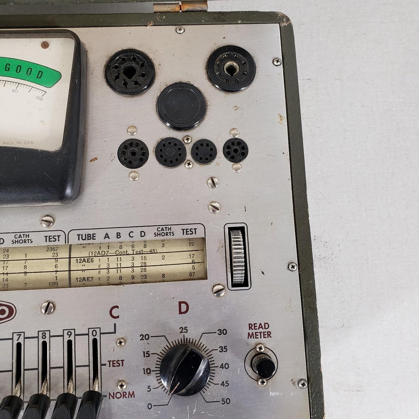 Vintage PHILCO 9200 Vacuum Tube Tester with Original Instructions