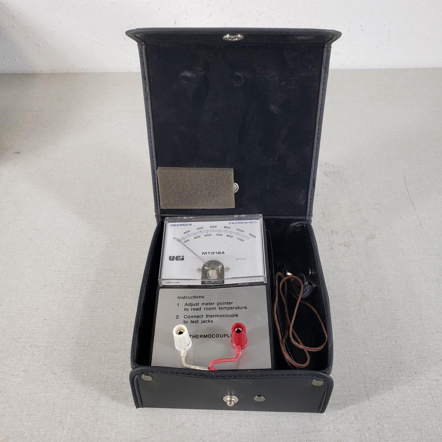 UEI MTO12A High Temperature Tester 0-1200 Fahrenheit with Original Instructions