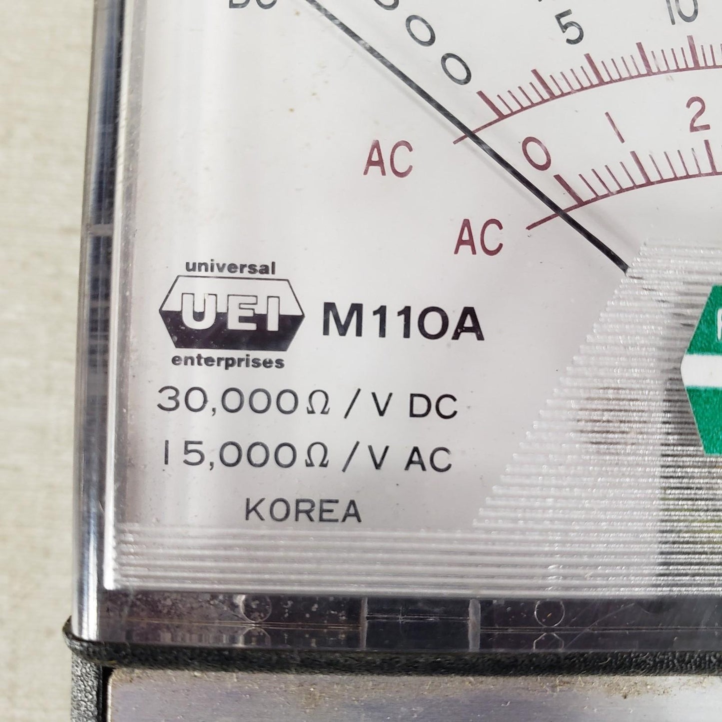 UEI M110A DC High Precision Analog Volt Meter For HVAC/R