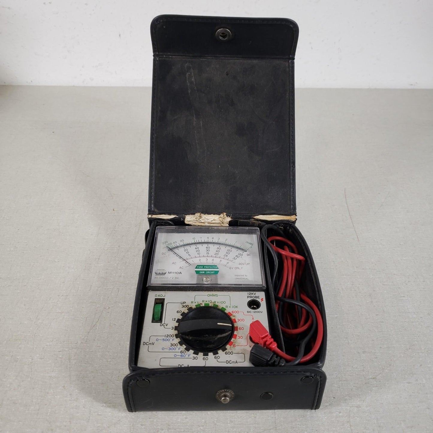 UEI M110A DC High Precision Analog Volt Meter For HVAC/R