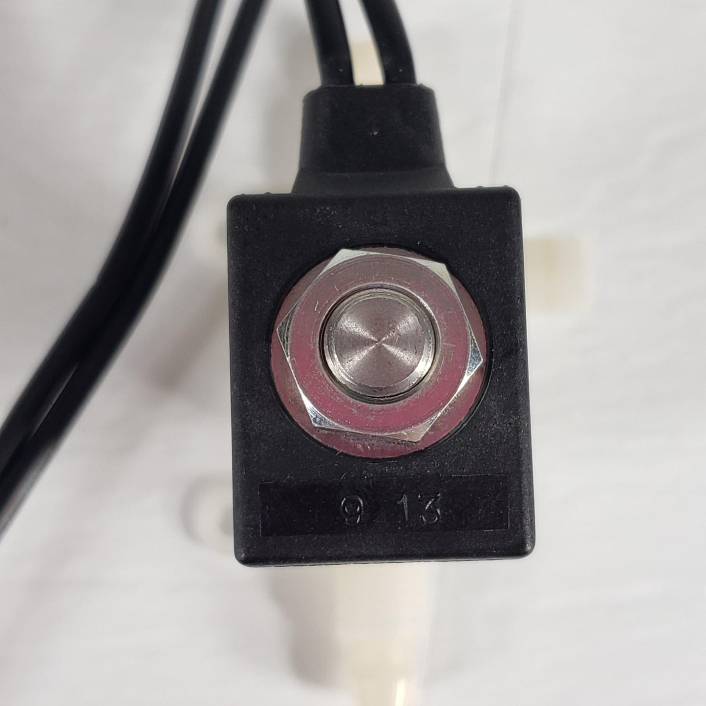 Lucifer 121MS4505/133MS4505 Solenoid Valve Way From Milipore Water Purifier