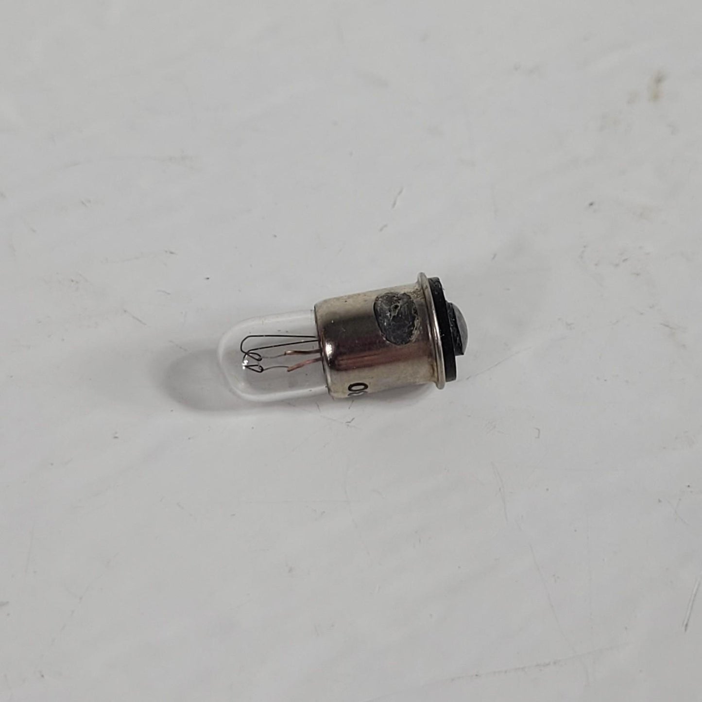 10-Pack Chicago Miniature 330 Miniature Light BULB Lamp 14.0V .08A