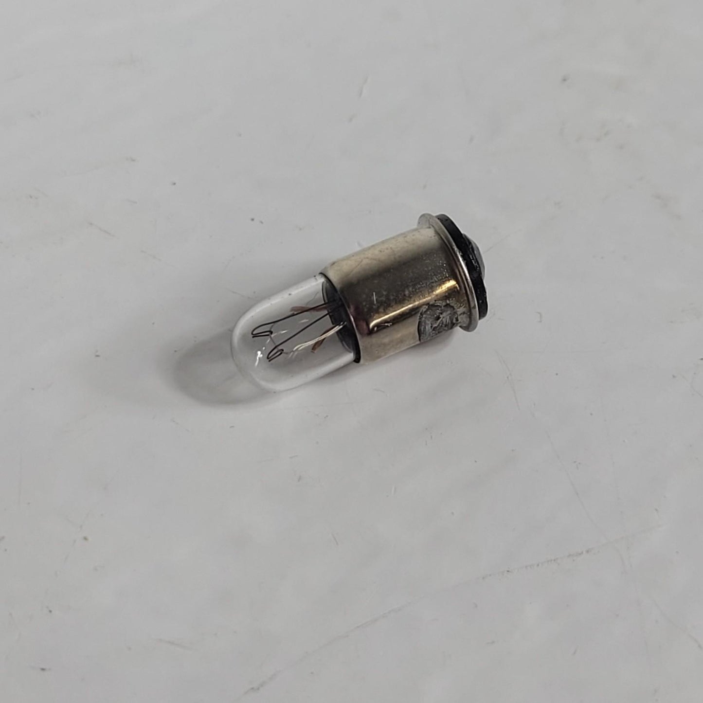10-Pack Chicago Miniature 330 Miniature Light BULB Lamp 14.0V .08A