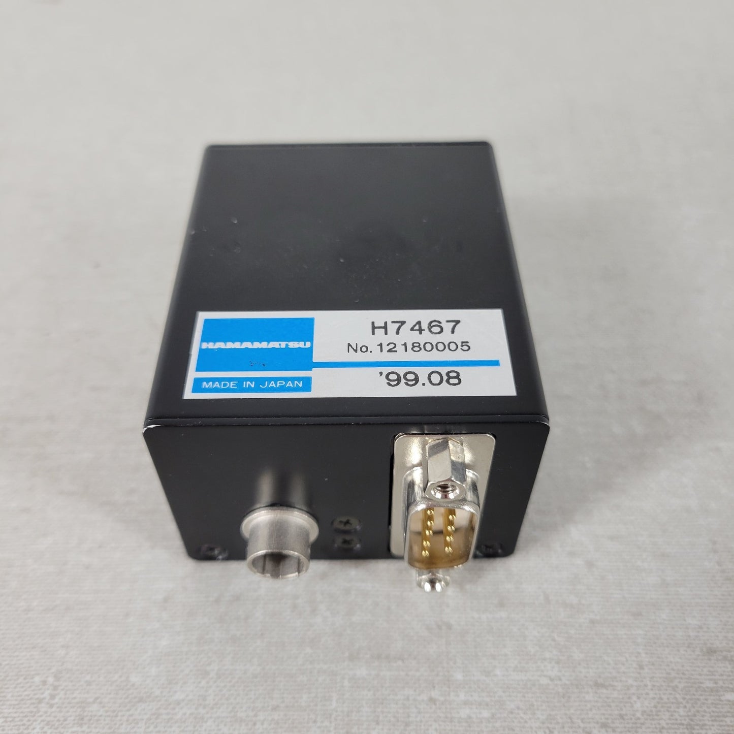 Hamamatsu H7467 Internal CPU/IF Photon Counting Head 300-650nm w/RS232 Connector
