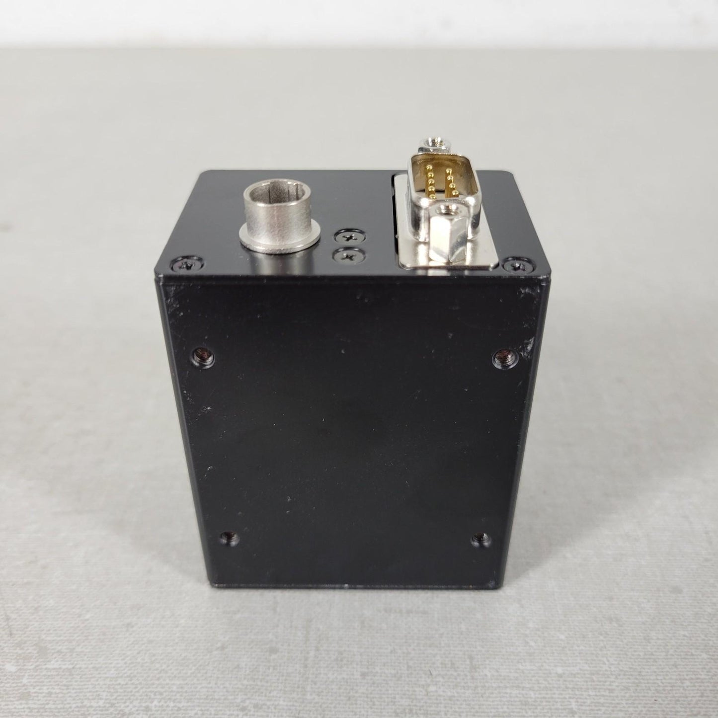 Hamamatsu H7467 Internal CPU/IF Photon Counting Head 300-650nm w/RS232 Connector