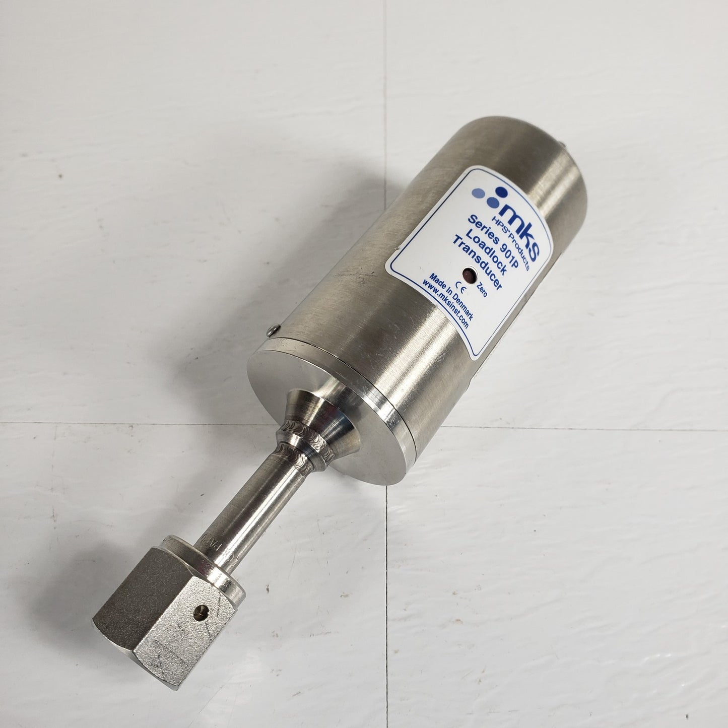 TESTED MKS 901P-42 Loadlock Vacuum Transducer Wide Range Vac Gauge 1/4" VCR