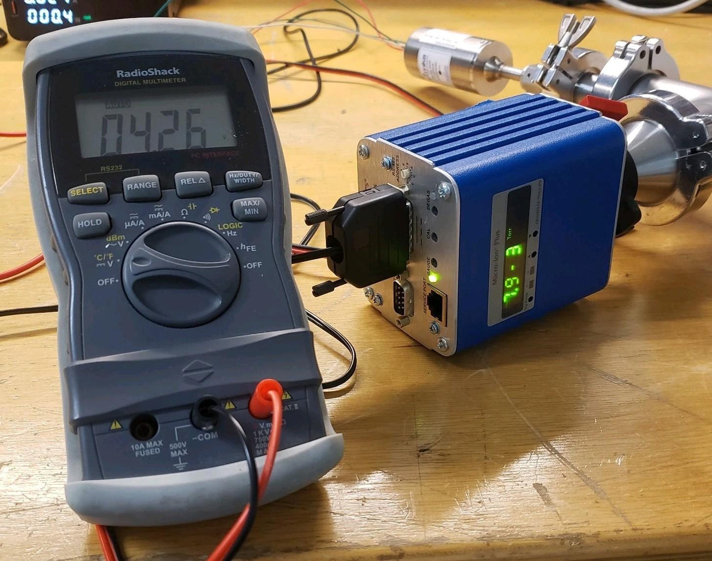 TESTED MKS 901P-42 Loadlock Vacuum Transducer Wide Range Vac Gauge 1/4" VCR