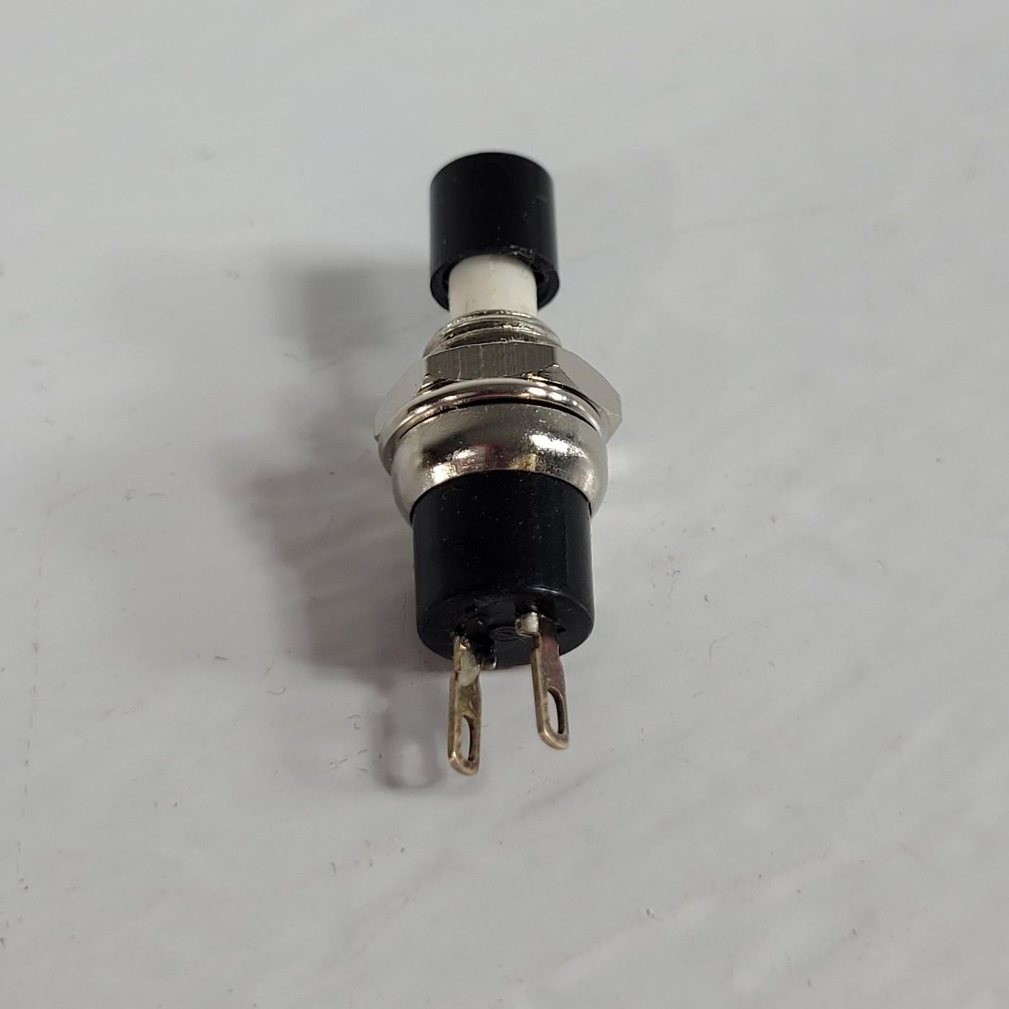 18 Pack E-Switch / RS PRO PS1024ABLK Pushbutton Switch,SPST-NO,OFF-(ON),Round B