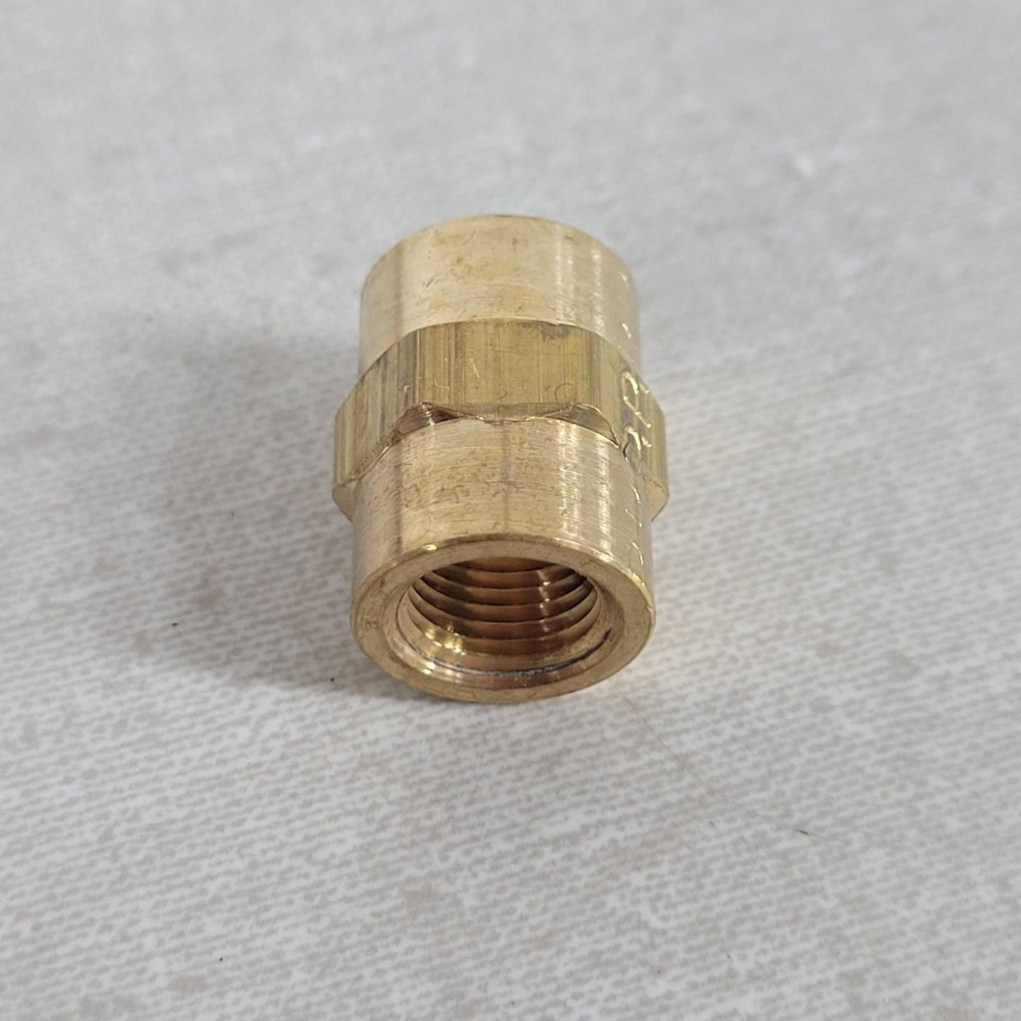 5 Pack Parker Brass Couplings 1/4" FNPT Female X207P-2 Pipe Fitting
