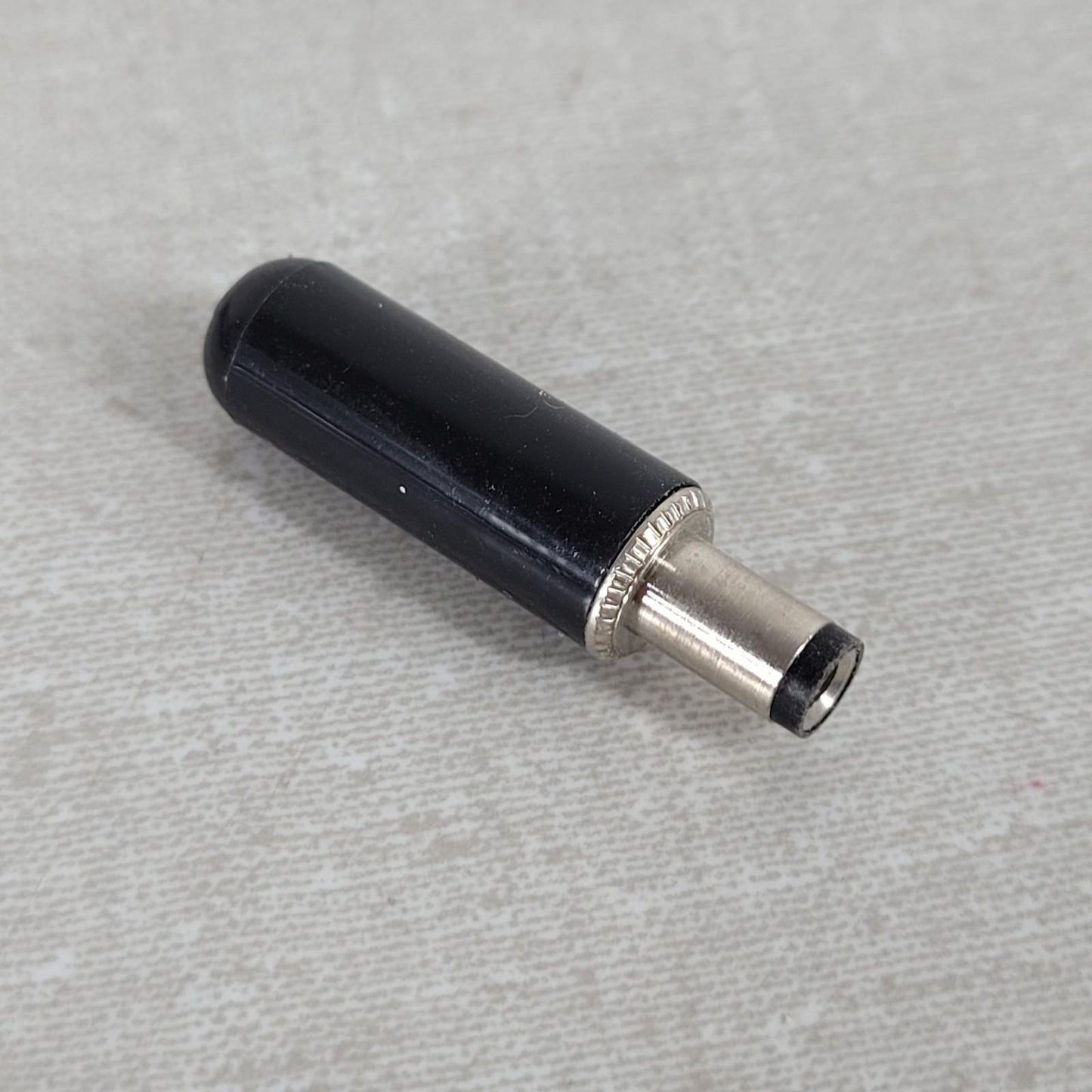 10 Pack Switchcraft 5A DC Power Plug Connector, 9.5 mm, Cable Mount 37F2995