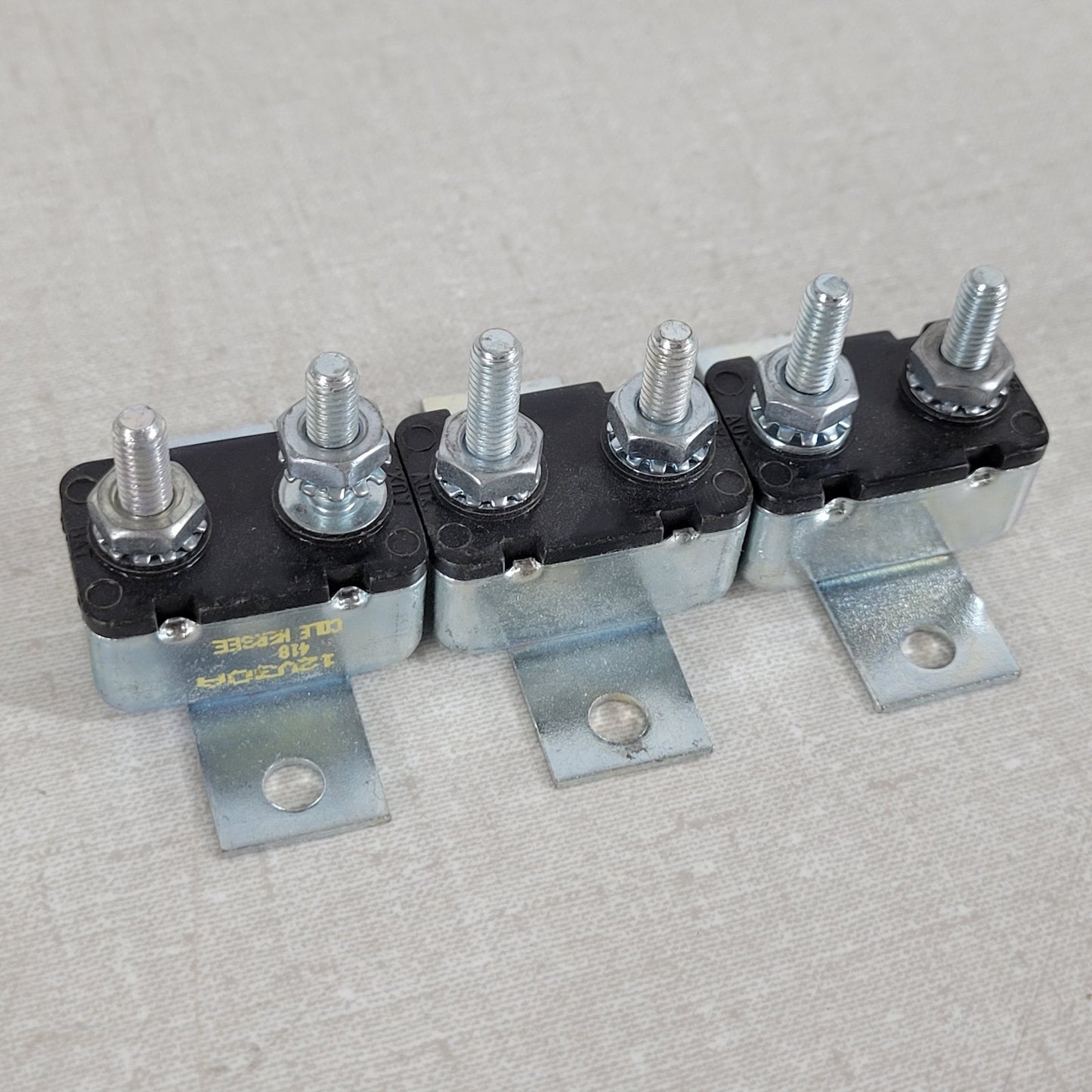 3 Pack Cole Hersee 12v 30 A  Auto Reset Circuit Breaker w/ 90 dg 30128-30