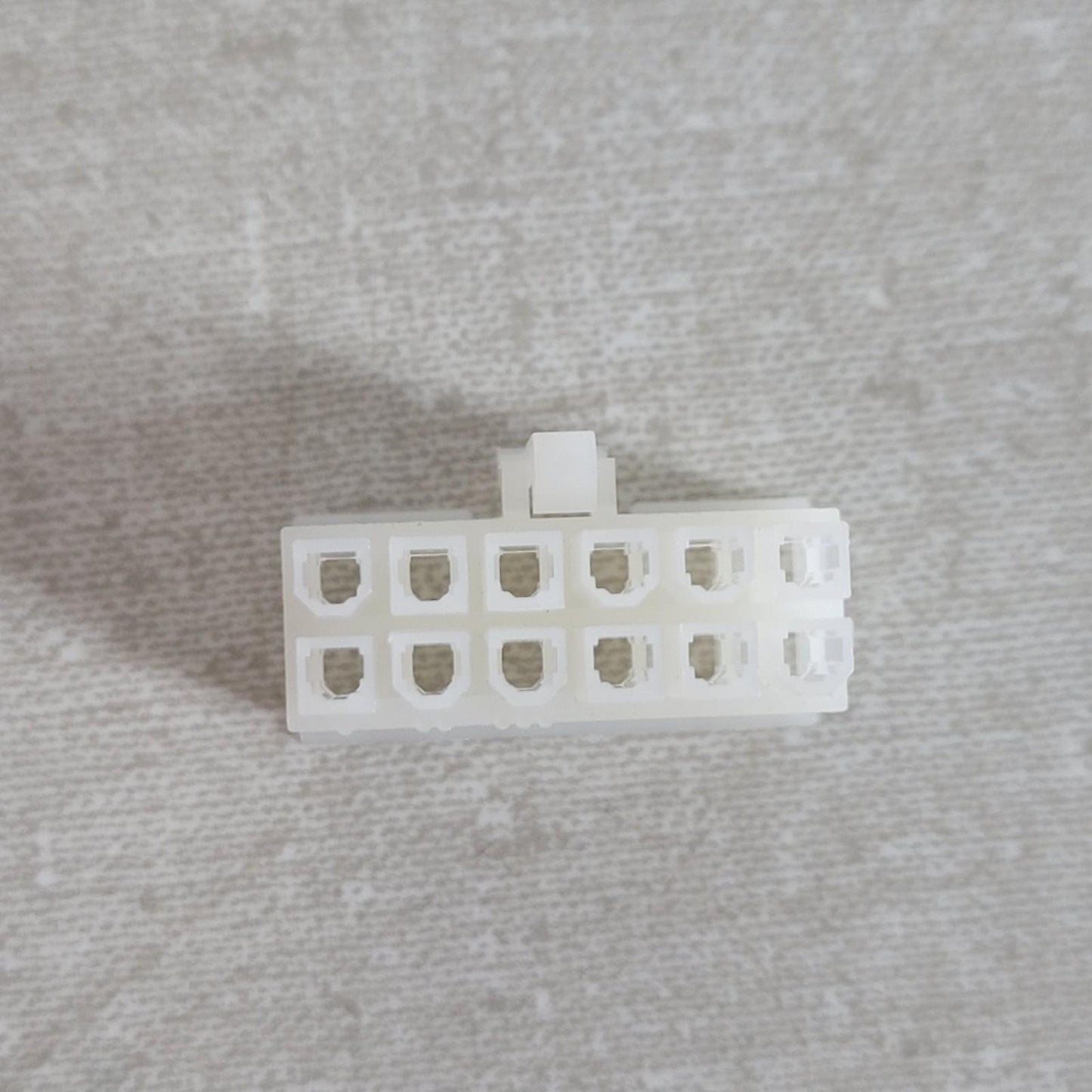 20 Pieces AMP Lot of 10 Socket Connectors 12 Position 2 Row 600V 770581-1