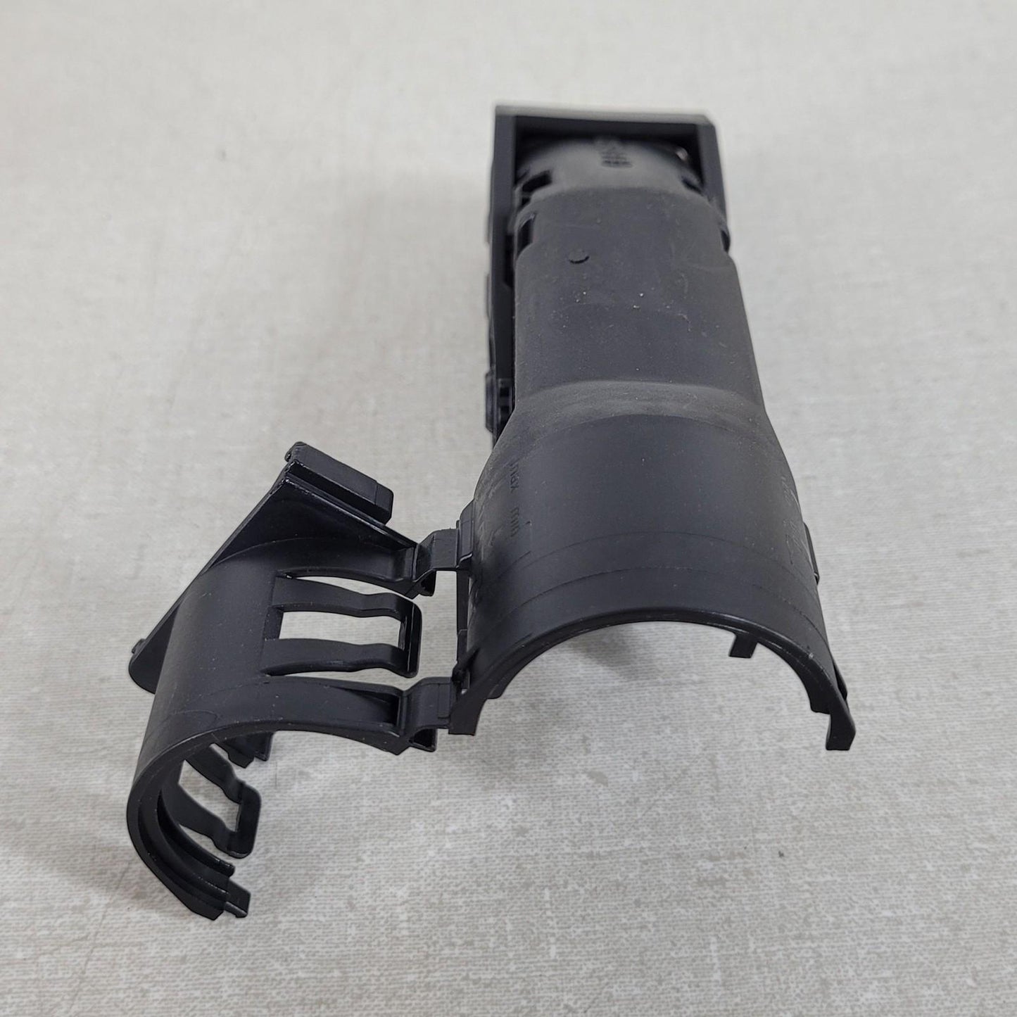 Bosch 89-Way Connector Cover Automotive Wiring Plug Cap 1928404196
