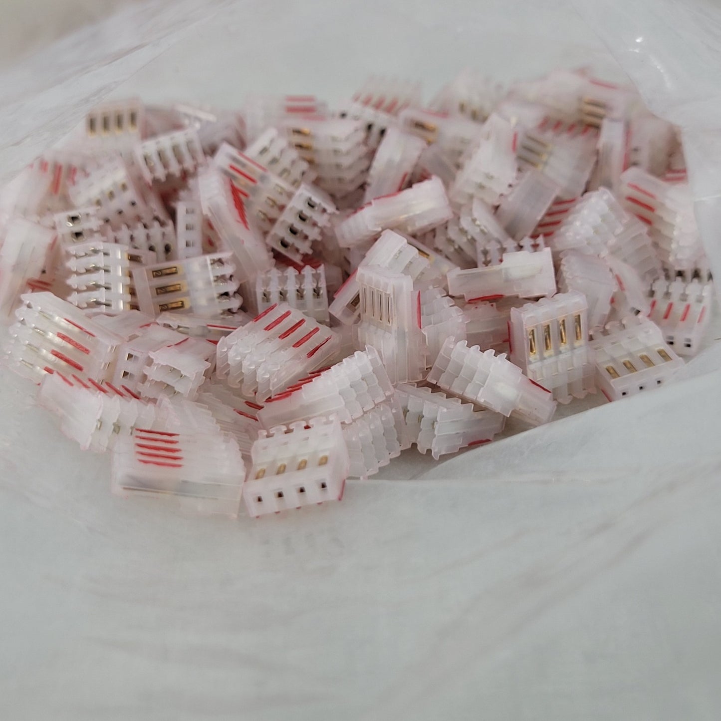 50PC Delphi Aptiv Crimp terminal 2.54mm pitch 4P 22AWG female port CE100F22-4-D