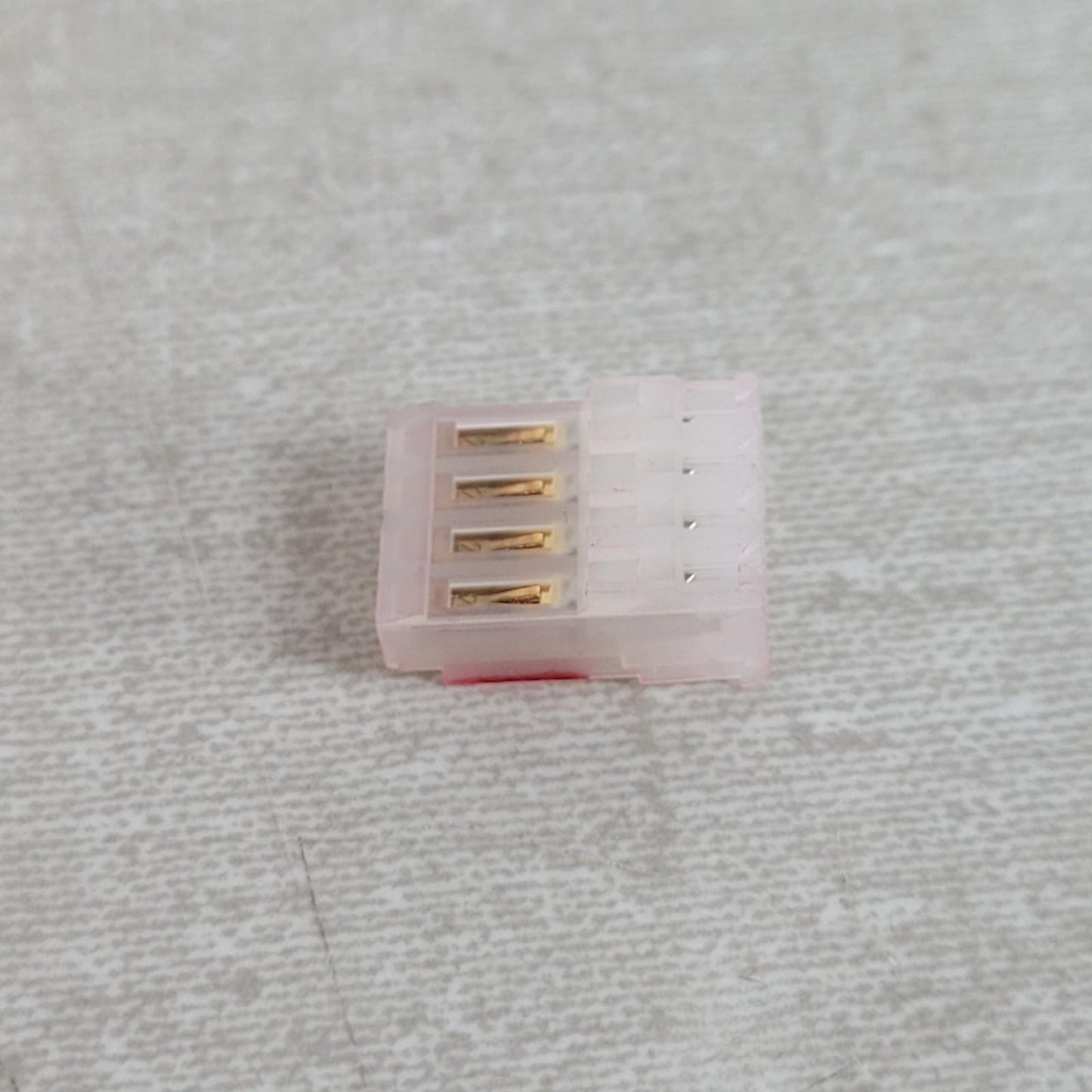 50PC Delphi Aptiv Crimp terminal 2.54mm pitch 4P 22AWG female port CE100F22-4-D