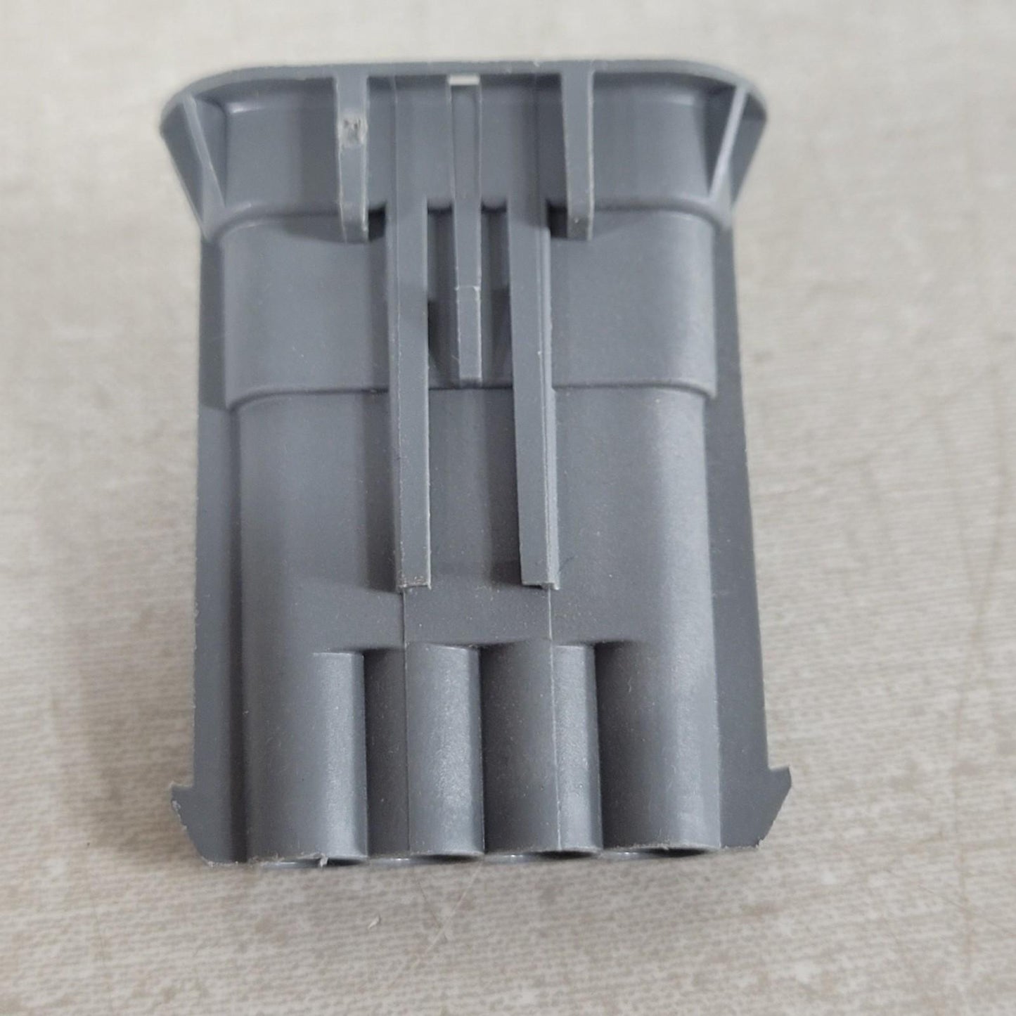 20 Units Delphi Aptiv Automotive Connector Housing Electrical Socket 15324063