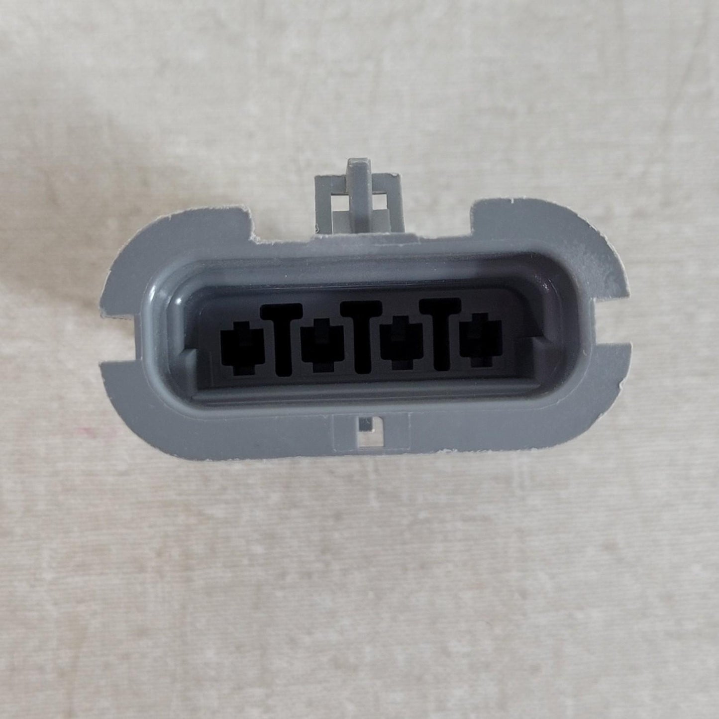 20 Units Delphi Aptiv Automotive Connector Housing Electrical Socket 15324063