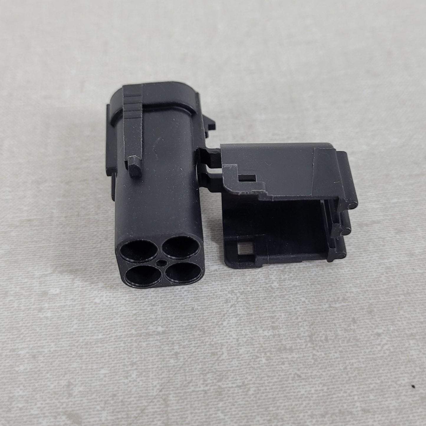 10 Pack PACKARD-DELPHI Aptiv  CONNECTOR-MALE,4 CAV,WEAT PAC-12015024-B