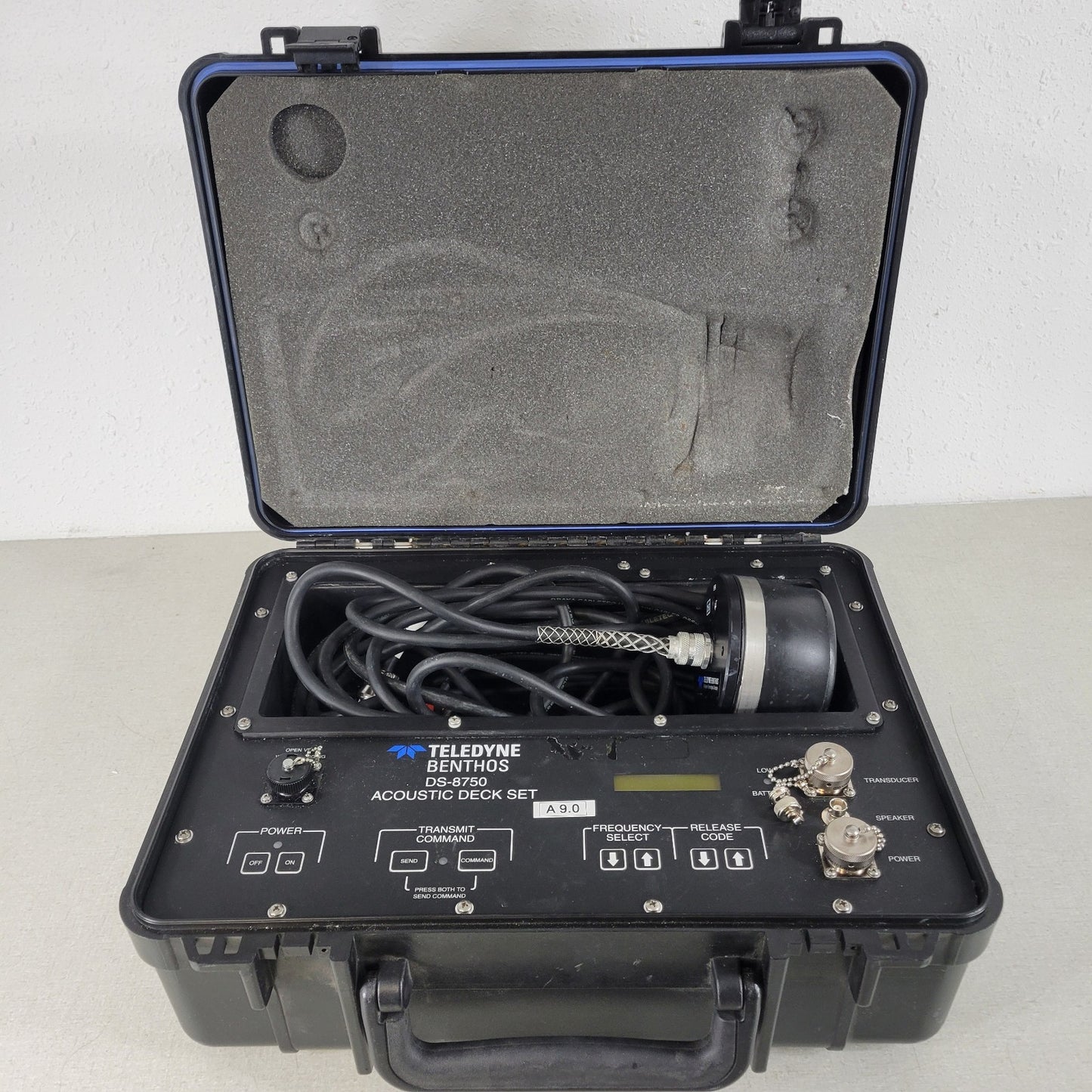 TESTED: Teledyne Benthos DS-8750 Acoustic Deck Set Underwater Release Controller