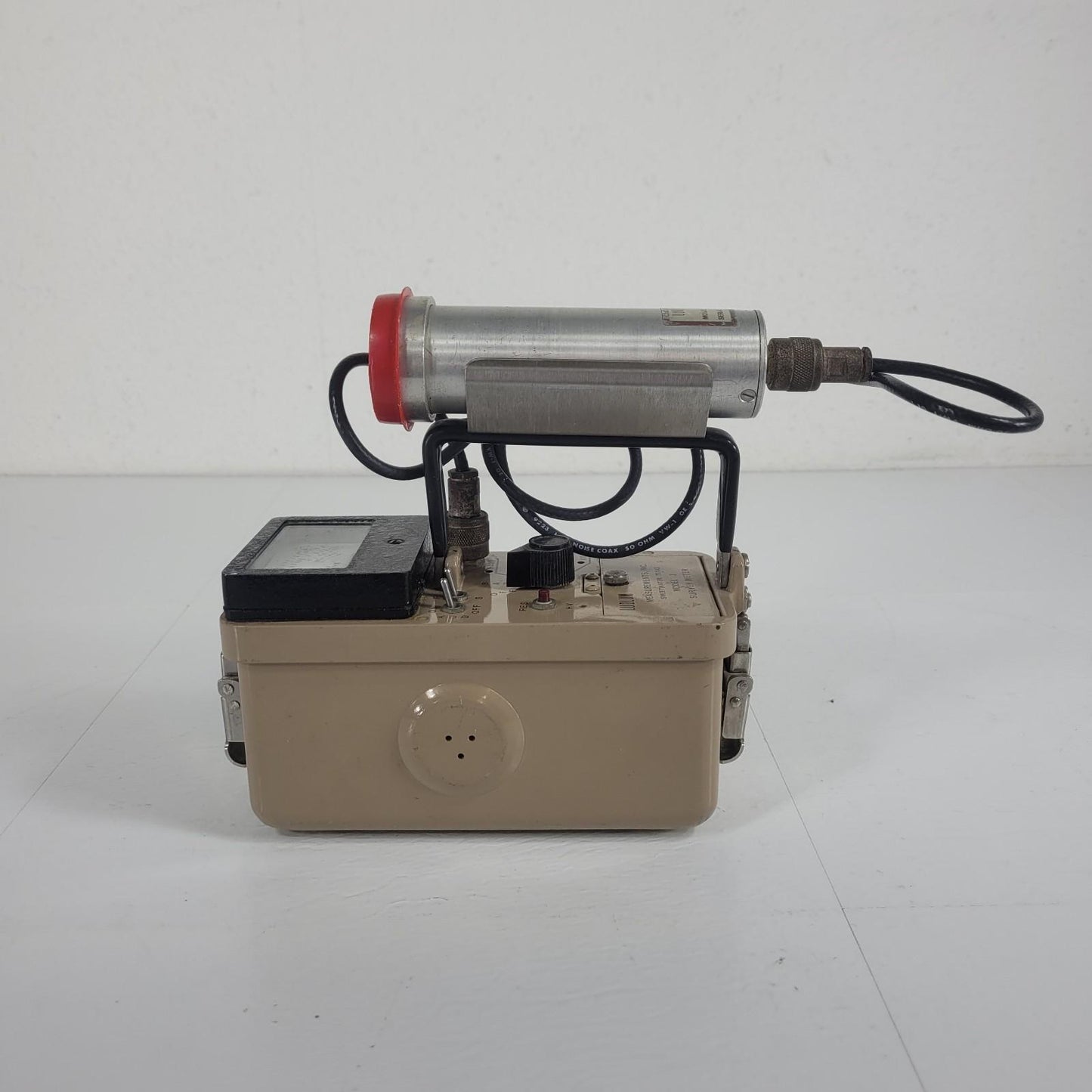 TESTED Ludlum Model 3 Survey Meter Geiger Counter Radiation Detector w/ 44-7