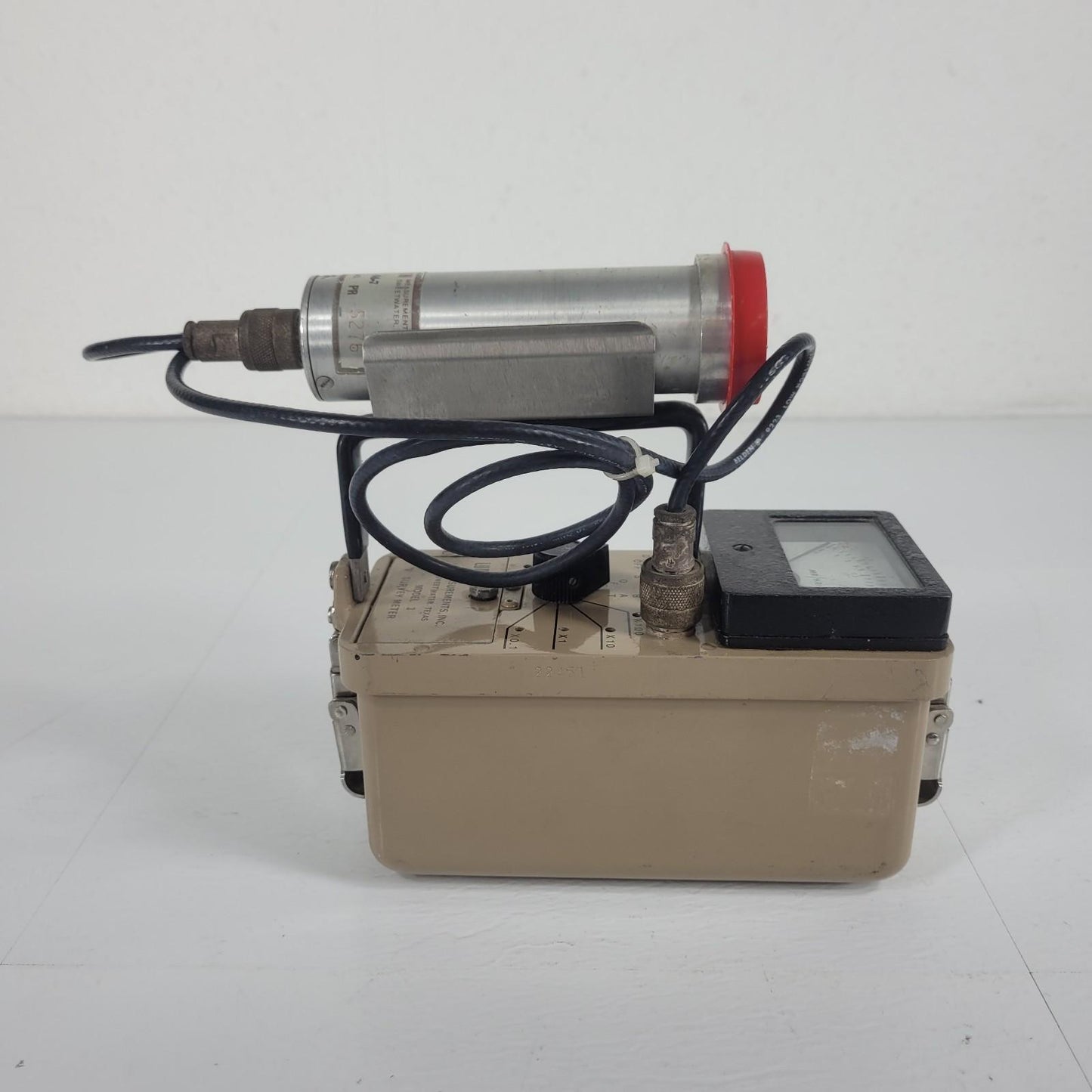 TESTED Ludlum Model 3 Survey Meter Geiger Counter Radiation Detector w/ 44-7