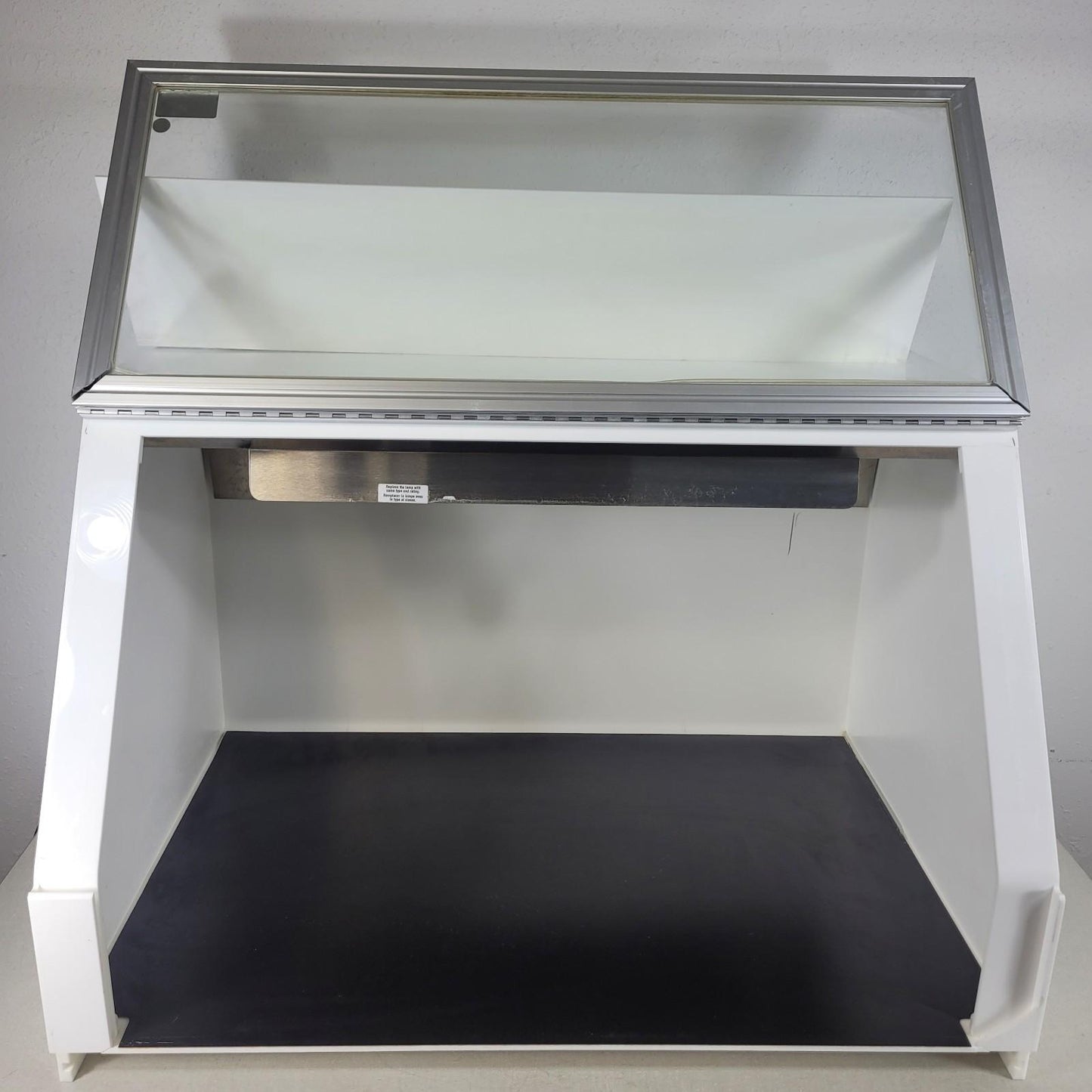 C.B.S Scientific P-036-202 36" PCR Workstation Dead Air Box UV Fluorescent
