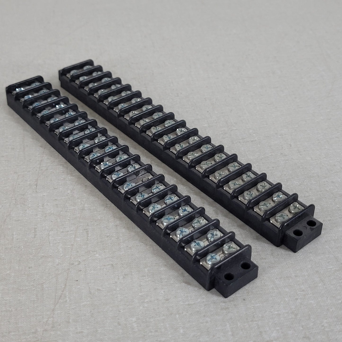 2 Units: Cinch Barrier Terminal Block 14 Position 0.438" 141 Series 14-141
