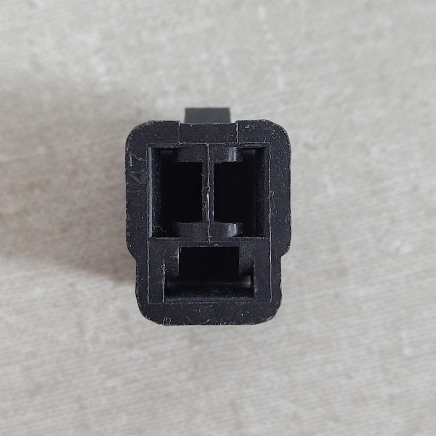 10 Pack Aptiv Delphi Metri-Pack 3-Way Female Connector, Black, 56 Series 2984378