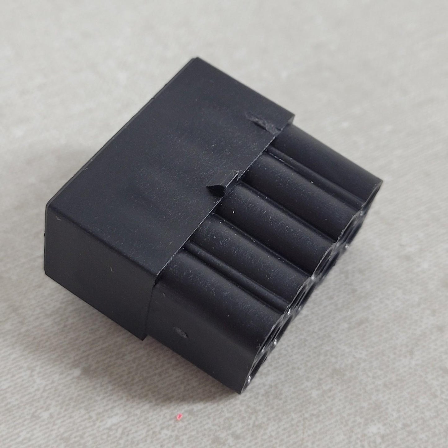 20 Pack Eaton Polarized Lock on Connector for SVR Series Switches 25-13936