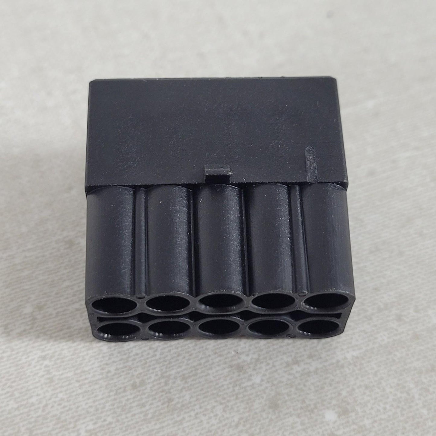 20 Pack Eaton Polarized Lock on Connector for SVR Series Switches 25-13936