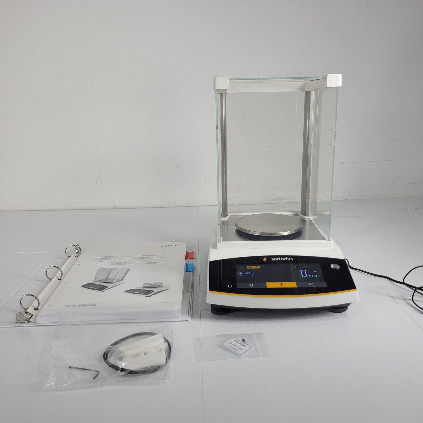 TESTED Sartorius BCE223I-1S Entris II Precision Balance 220g x 1mg Int Cal