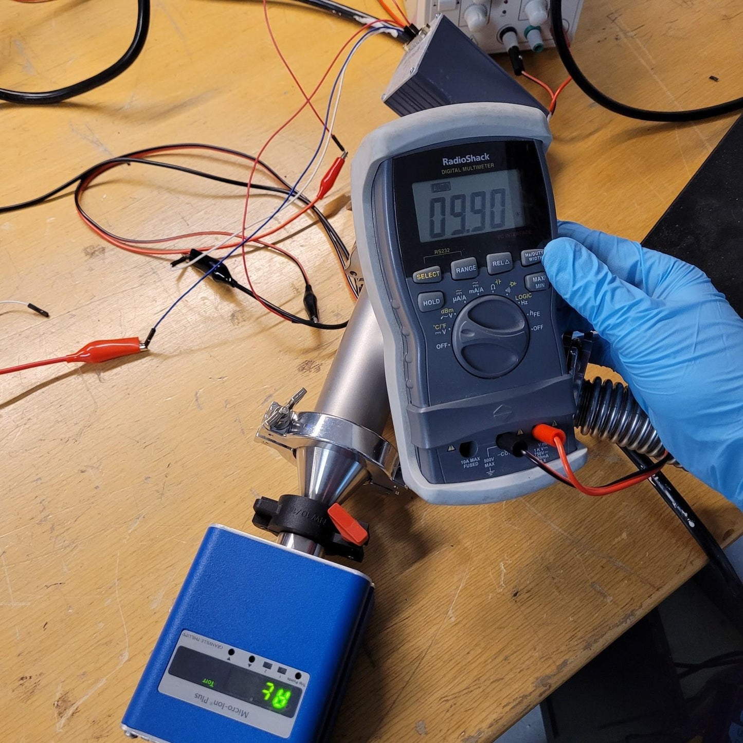 TESTED MKS 2754400GQT Gauge 275 Mini-Convectron Differential Output Amplifier