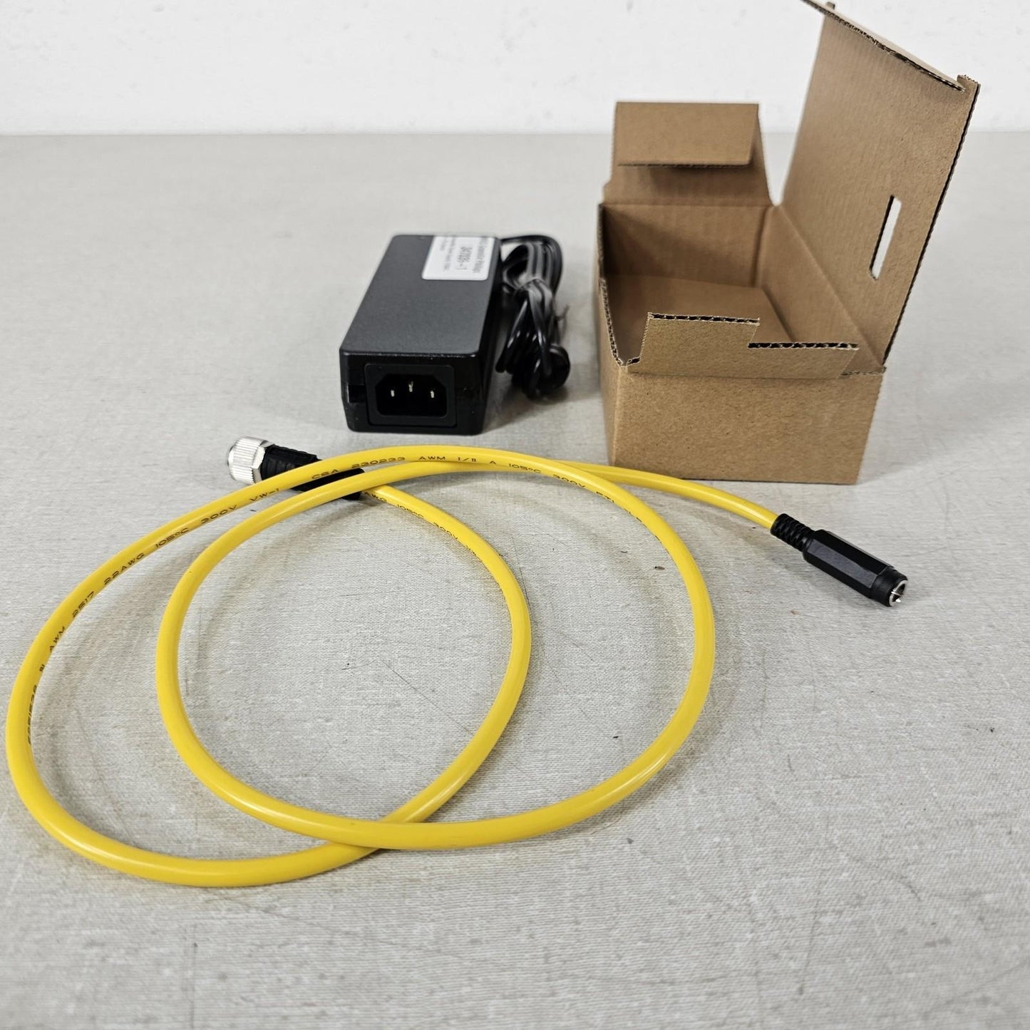 MKS Granville-Phillips 347039-1 DeviceNet Power Supply 115VAC 5-Pin Variant UHV
