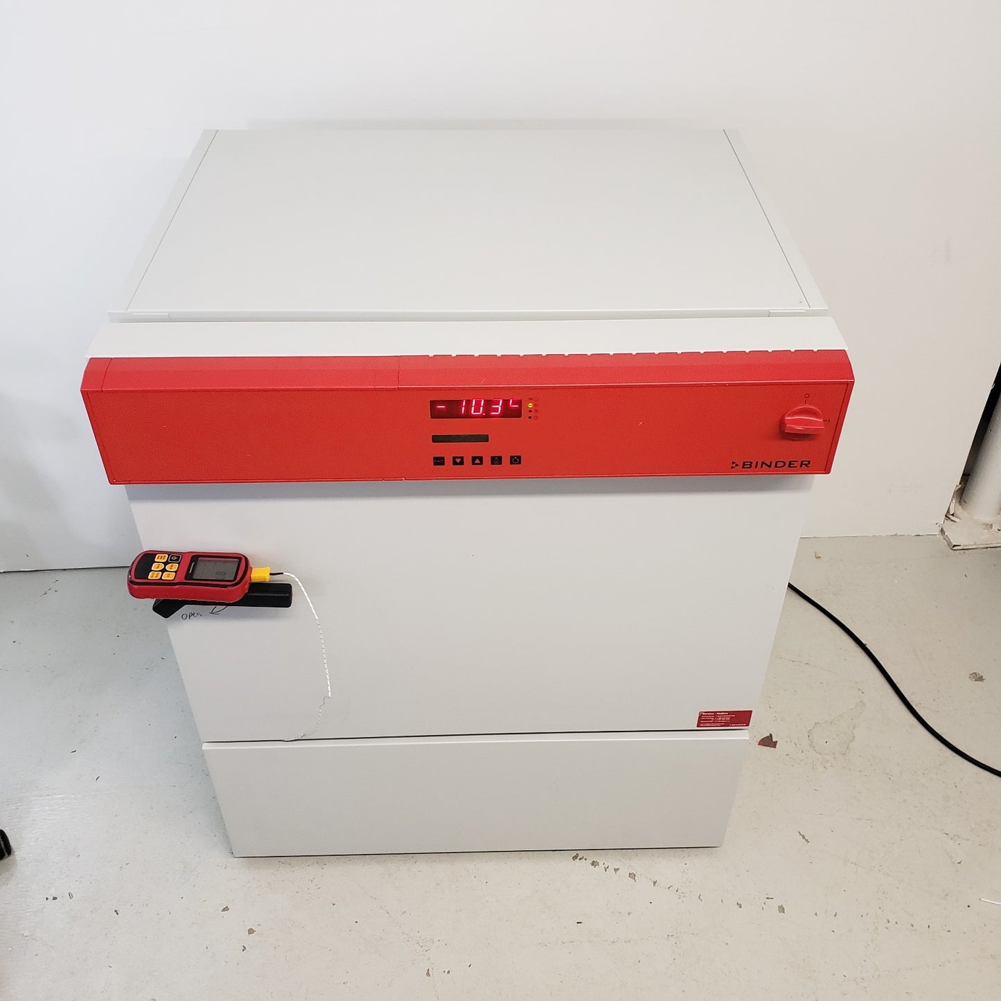 Binder KB115-UL Refrigerated Incubator 115L -5C to 100C Lab Chamber 4.1Cu 120VAC