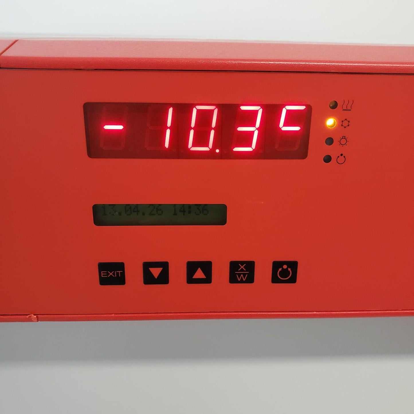 Binder KB115-UL Refrigerated Incubator 115L -5C to 100C Lab Chamber 4.1Cu 120VAC