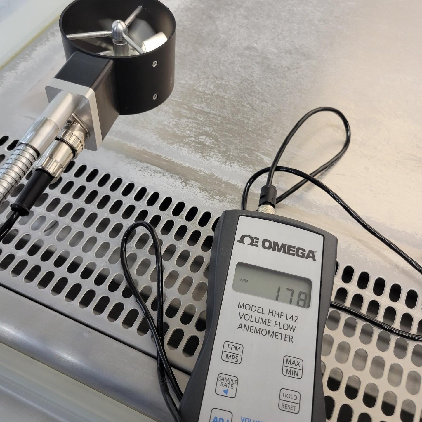 Thermo Scientific HERAsafe KS 18 Class II NSF A2 6' Biological Safety Cabinet